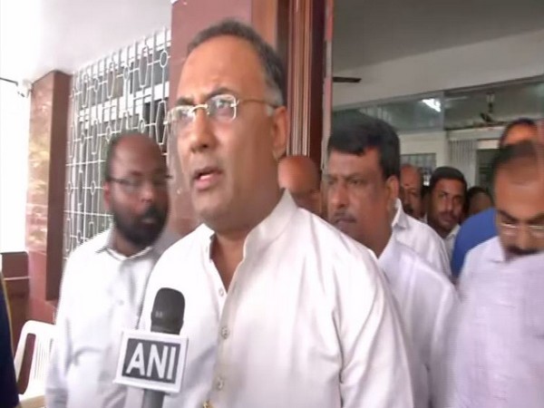 Karnataka Pradesh Congress Committe President Dinesh Gundurao speaking to ANI on Wednesday in Bengaluru. Photo/ANI
