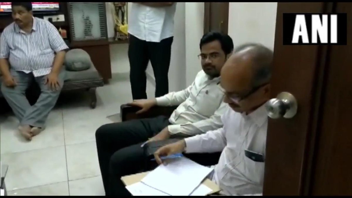 I-T sleuths at Reddy's residence