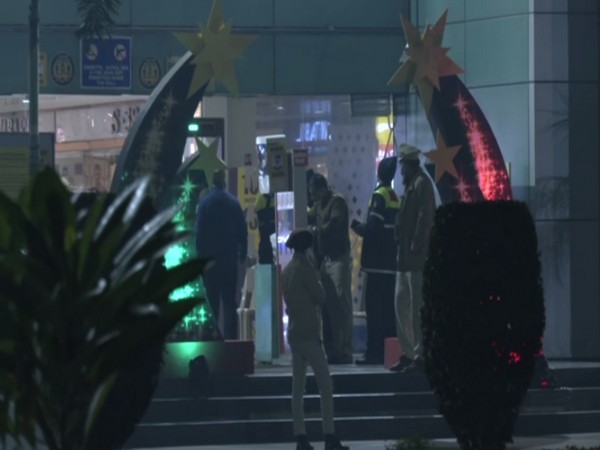 Visuals from MG mall, Gurugram (Photo/ANI)