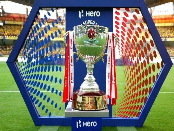 ISL trophy (Photo: ISL)