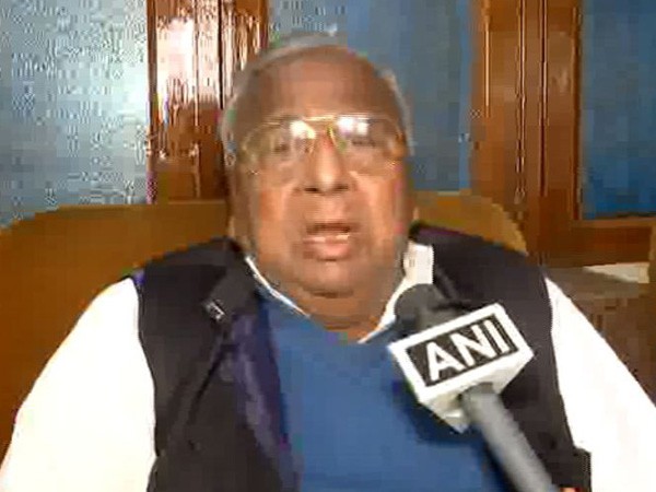 Congress leader V. Hanumantha Rao (ANI file picture)