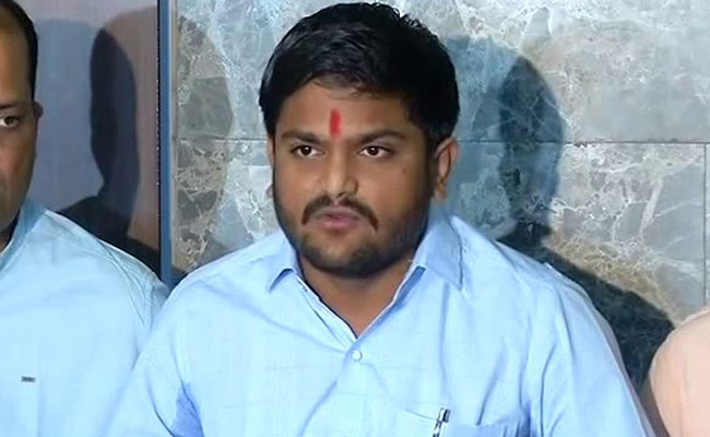 Pravin Togadia feels unsafe under BJP: Hardik Patel