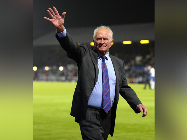Former Northern Ireland and Manchester United player Harry Gregg