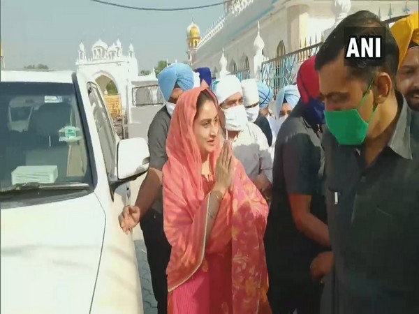 SAD leader visited Takht Sri Damdama Sahib in Talwandi Sabo of Bathinda today. (Photo/ANI)