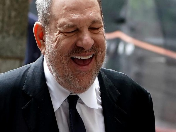 Harvey Weinstein arrives for a court hearing 