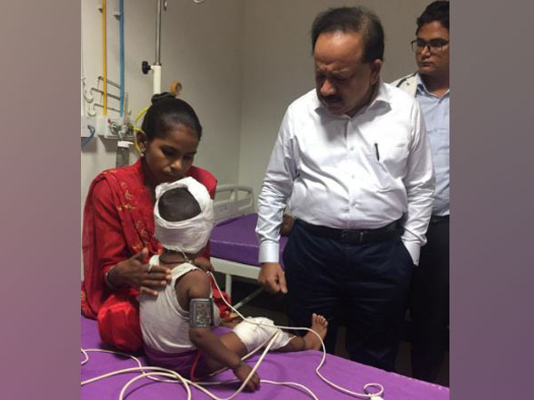 Union Health Minister Harsh Vardhan at Safdarjung Hospital on Saturday. Photo/ANI