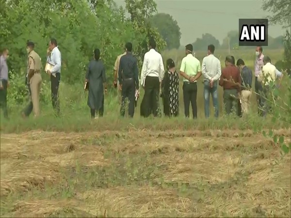 CBI team collects samples from spot where hathras victim cremated. Photo/ANI