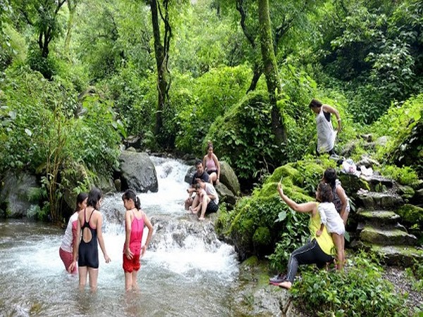 Haut Monde - Hill Stream Resort and Spa