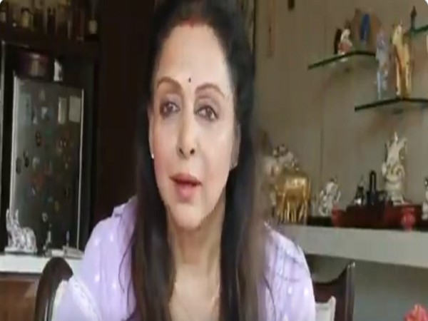 A still from the video shared by the seasoned actor and BJP lawmaker Hema Malini (Image courtesy: Twitter)