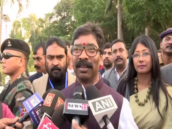 Jharkhand Chief Minister Hemant Soren talking to reporters in Ranchi on Sunday. Photo/ANI