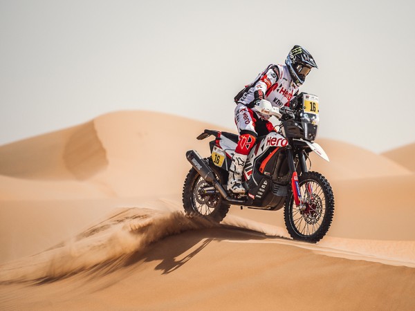 Hero MotoSports Team Rally rider Ross Branch in action during Abu Dhabi Desert Challenge (Image: HMTR)