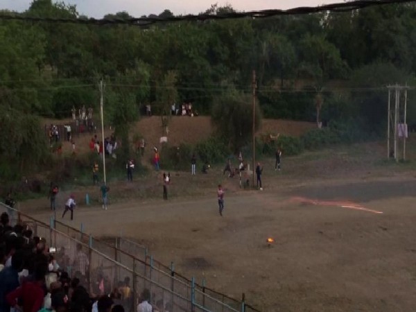 The age old tradition of Hingot War took place at Gautampur village of Depalpur on Monday night. Photo/ANI