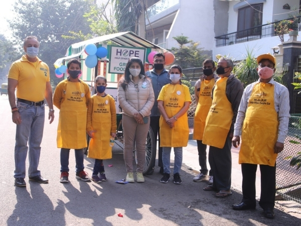 Dr. Meena Mahajan, installer of HOPE (Help Other People Eat) Food Carts
