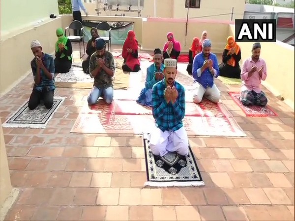 People in Karnataka's Hubli offered Eid namaaz and celebrated the festival at their homes on Monday. [Photo/ANI]