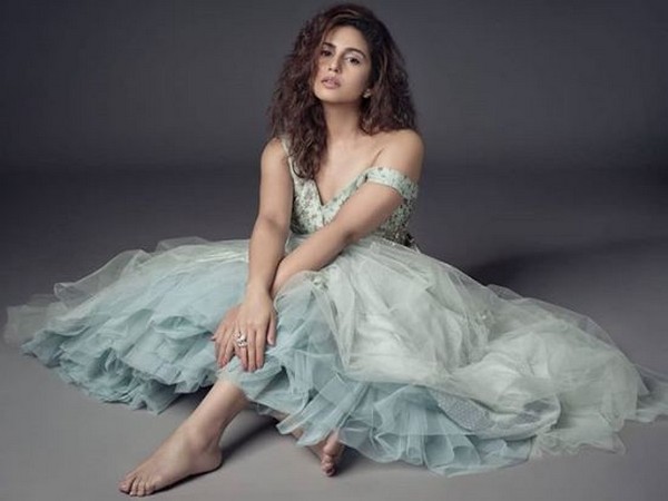 Huma Qureshi (Picture Courtesy: Instagram)