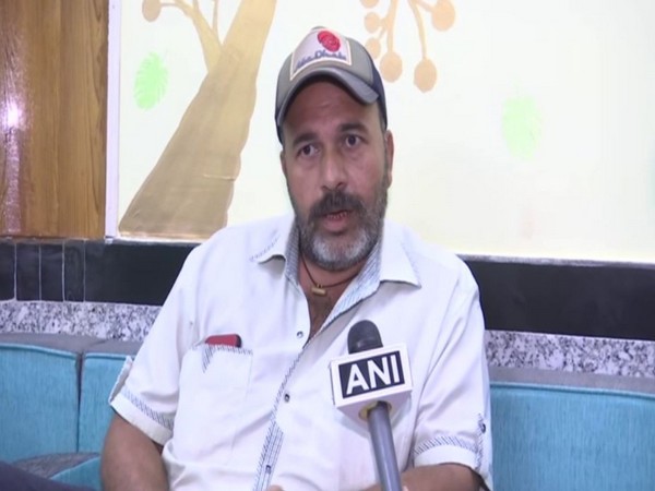 Mirza Mukheemuddin, brother of Hyderabad man stuck in Kuwait. (Photo/ANI)