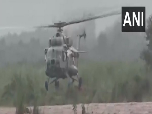Indian Air Force (IAF) helicopter rescued seven people. Photo/ANI
