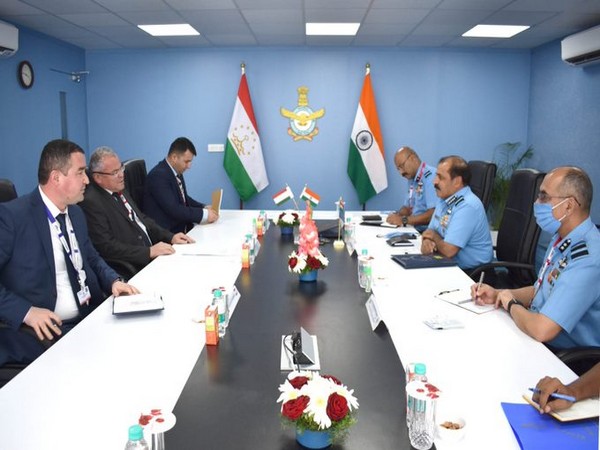 Indian Air Force (IAF) chief Air Chief Marshal RKS Bhadauria on Friday met Air Force chief of Republic of Tajikistan during the ongoing Aero India 2021 in Bengaluru.