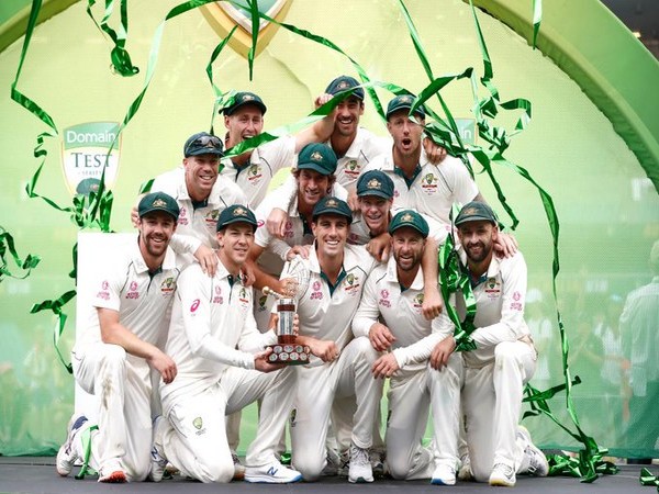 Australian team with the winning trophy. (Photo/ICC Twitter) 