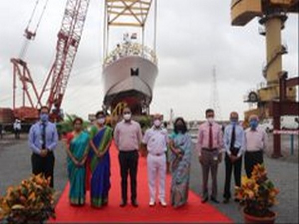 Interceptor Boat  ICGS C-454 was launched at Surat (picture tweeted by PRO Defence Gandhinagar)