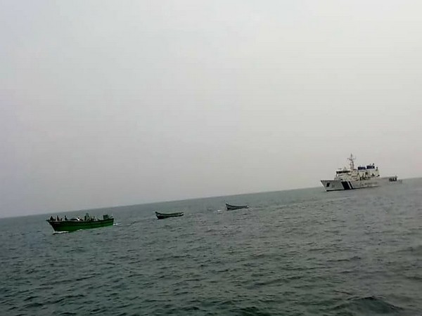 Visual of Indian Coast Guard rescuing Tamil Nadu fishing boat 'Mercedes' (Photo/Twitter)