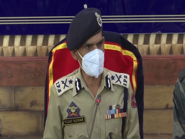 IGP Vijay Kumar speaking to reporters in Srinagar on Wednesday.