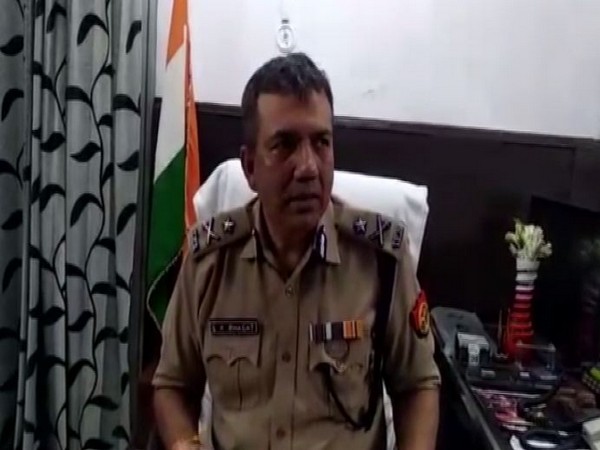 IG, Lucknow Range, SK Bhagat while talking to reporters here on Monday. Photo/ANI