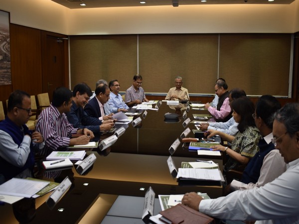 Governing Council meeting of Centre of Excellence in Oil, Gas and Energy held at IIT Bombay