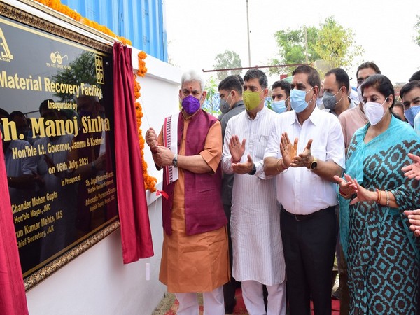 J-K Lt Governor Manoj Sinha inaugurates JMC's Material Recovery facility at Bandurakh (Photo/ANI)