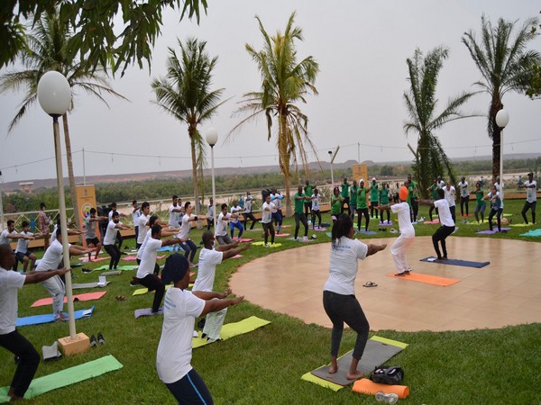 7th International Yoga Day celebrated with enthusiasm across the world (Photo Credit: Arindam Bagchi)