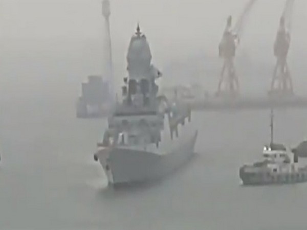 Visual of INS Kochi entering Mumbai harbour