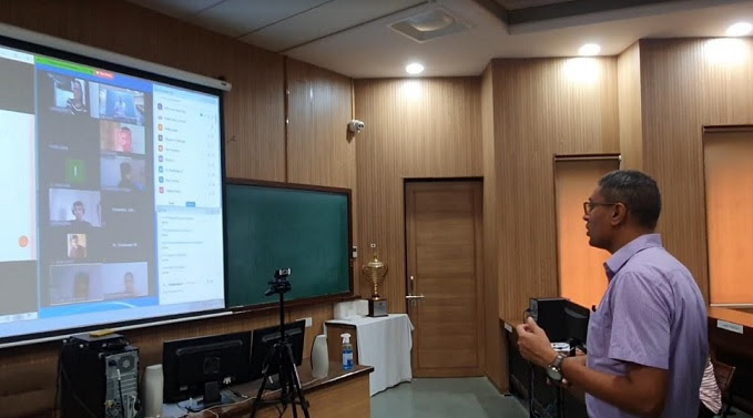 IRMA Shiksha Aarambh Vyakhyan - Commencement Speech