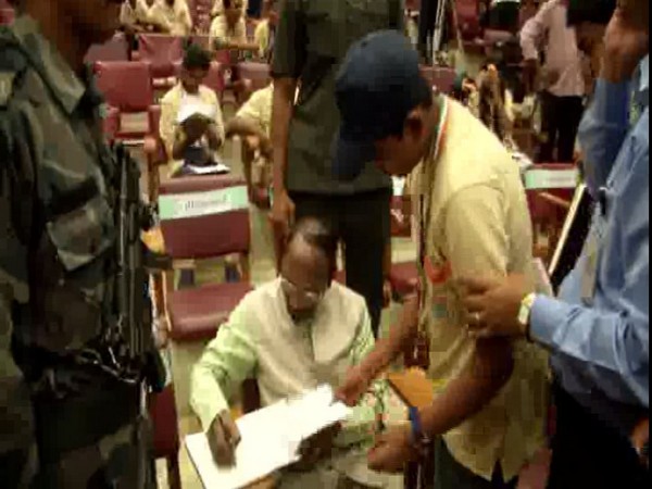 Sivan interacting with the students at the ceremony in Sriharikota