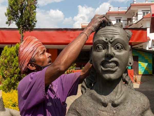 An idol maker from Nepal. (Photo/ANI)