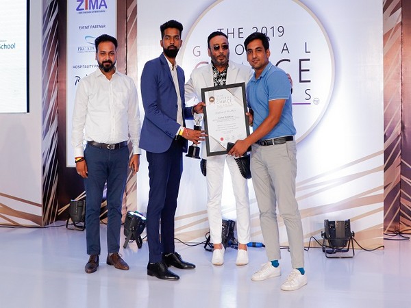 Jackie Shroff awarding winner at Xel Research The Global Choice Awards 2019