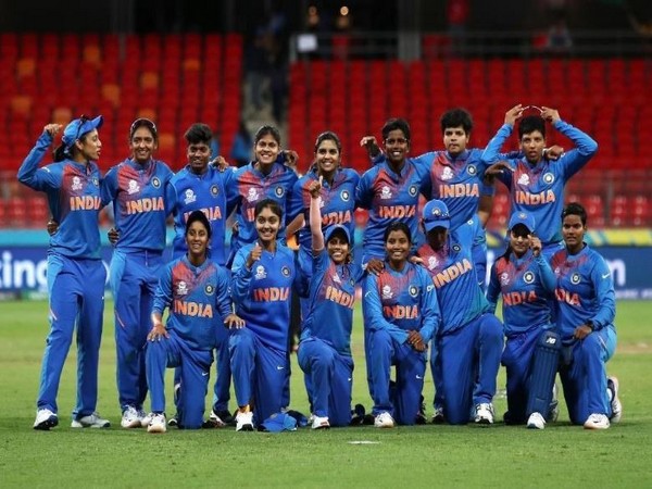 Indian women's cricket team (Photo/ Sachin Tendulkar Twitter) 