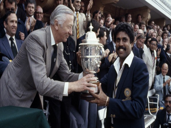 Kapil Dev being presented with 1983 World Cup trophy (Photo: ICC)