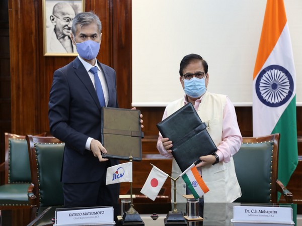 Katsuo Matsumoto, Chief Representative of JICA India, and C S Mohapatra, Additional Secretary at  Department of Economic Affairs in Ministry of Finance