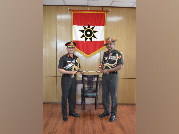 Lieutenant general PN Ananthanarayanan (right) (Photo/ANI)