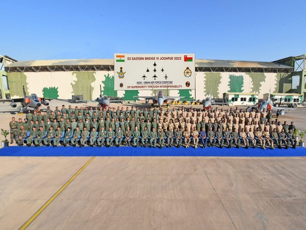 Officials of IAF and Royal Air Force of Oman in Jodhpur (Photo/PIB)