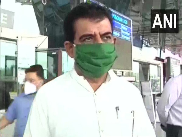 Indore BJP MP Shankar Lalwani speaking to ANI at Devi Ahilya Bai Holkar Airport on Wednesday. (Photo/ANI)