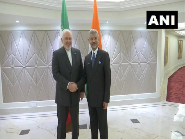 Iran Foreign Minister Javad Zarif with EAM S Jaishankar in New Delhi on Thursday. Photo/ANI