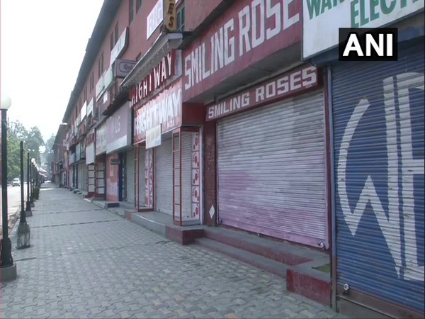 Visuals from Srinagar as Corona Curfew' is being extended till May 17. (Photo/ANI)