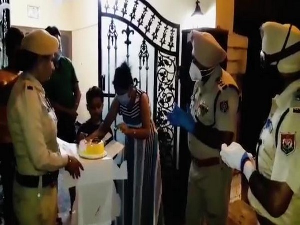 Jalandhar cops celebrating the birthday of 8-year-old amid lockdown. (Photo source: Punjab Police)
