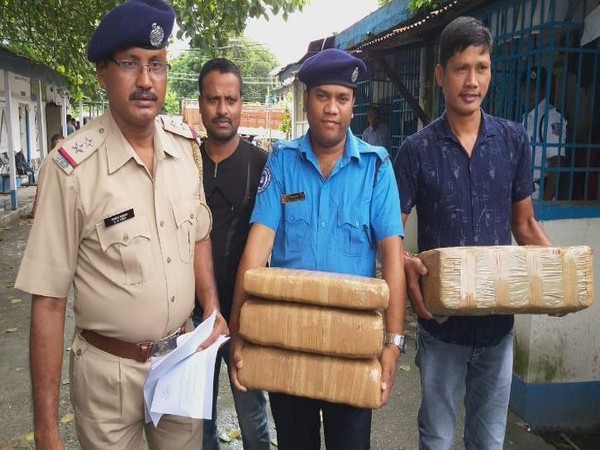 New Jalpaiguri Police seized 23 kgs of  Marijuana from two residents of Pundibari district on Monday.  Photo/ANI