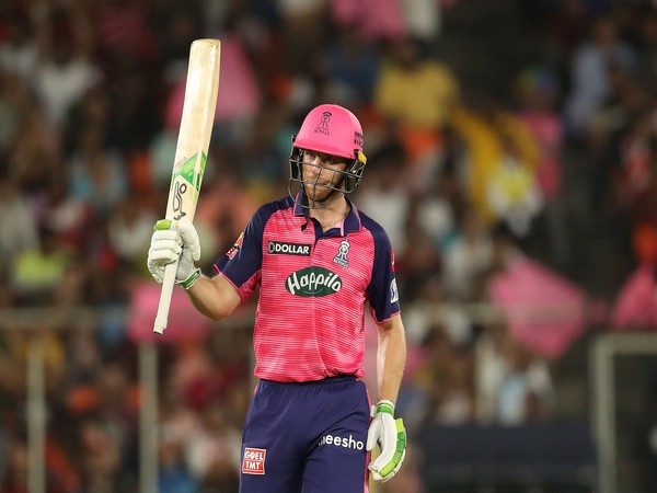 Jos Buttler celebrates after scoring century against Royal Challengers Bangalore (Image: IPL Twitter)