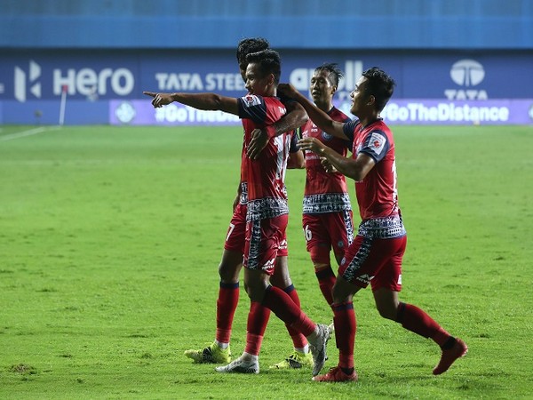 Jamshedpur's Seiminlen Doungel celebrates after scoring against his former team (Image: ISL)