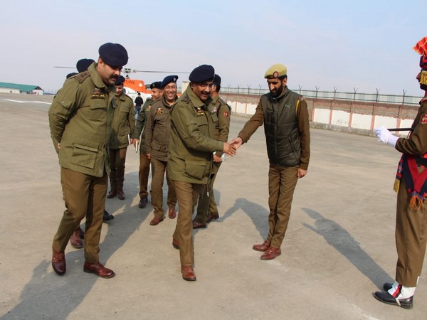 J-K DGP Dilbag Singh reviewed the security situation in South Kashmir's Anantnag and Shopian districts on Monday.