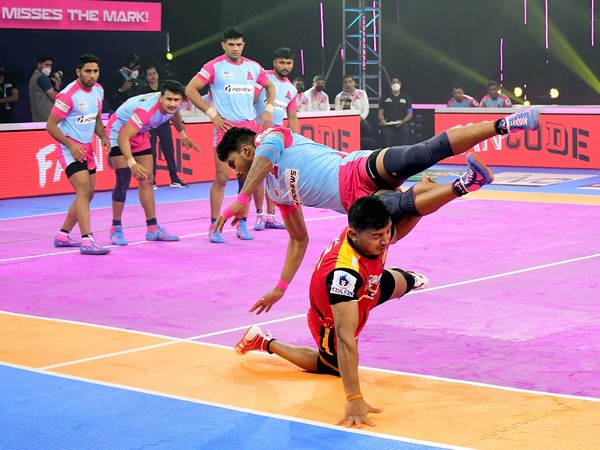 Bengaluru Bulls defeat Jaipur Pink Panthers (Photo/ Pro Kabaddi League)