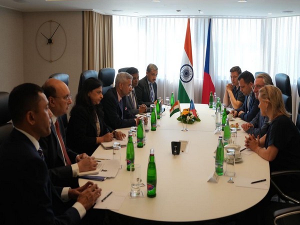 External Affairs Minister S Jaishankar with Czech MEPs. (Twitter)